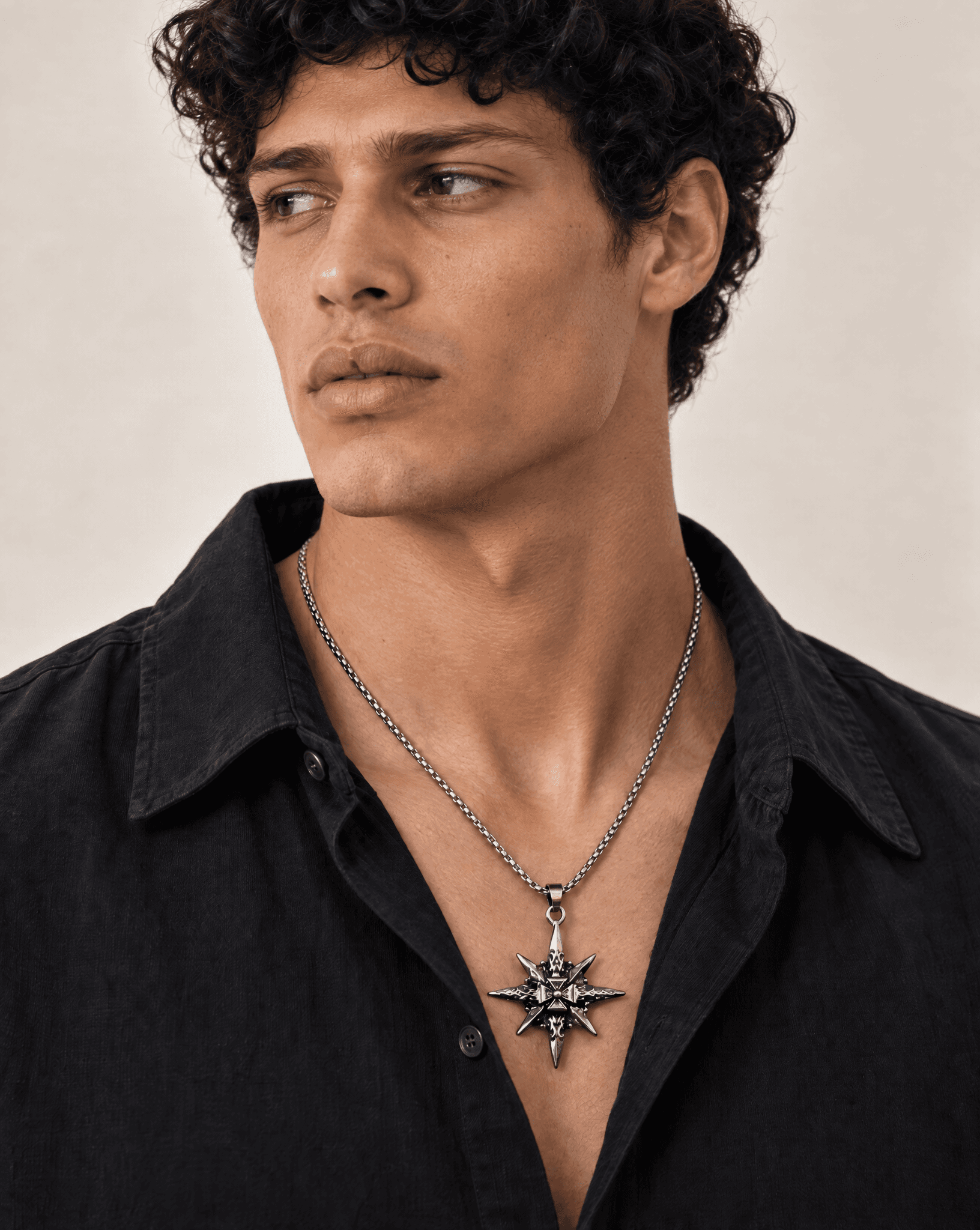 men_necklace