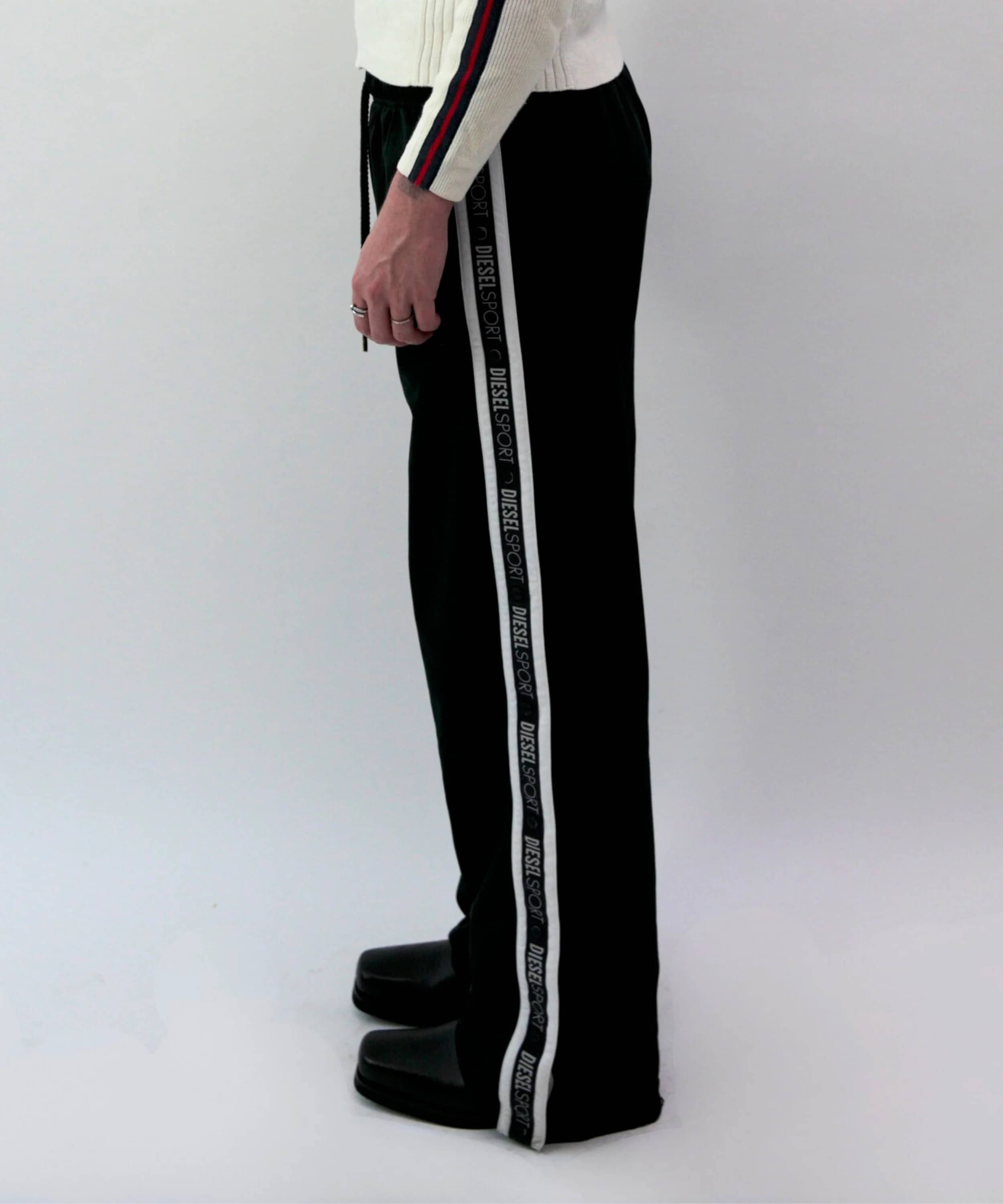 women-joggers